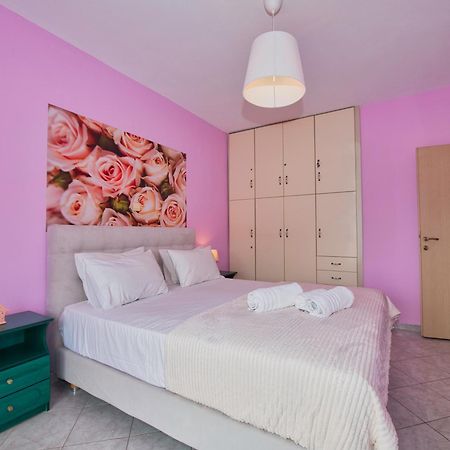 La Casa Di Nonna Anna Aparthotel Nikiana Exteriör bild